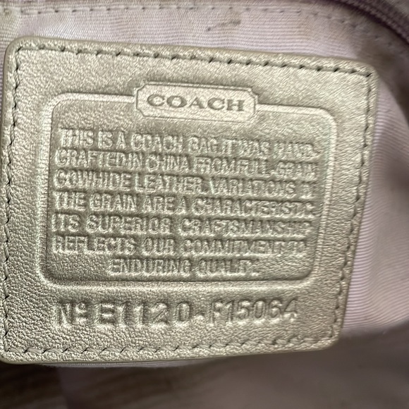 🌟 Vintage Coach Metallic Gold Leather Duffle Shoulder Bag Slouc… - Picture 5 of 7